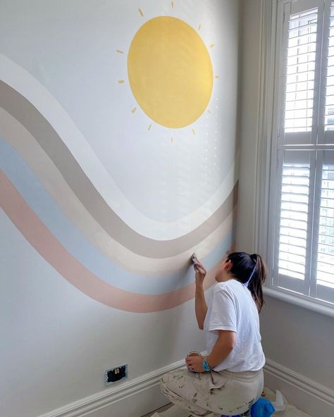 @homelydecorating adding some sunshine to this autumnal Sunday. We love seeing you use our paints in artistic and creative ways, so be sure… | Instagram Room Wall Painting Designs, Girls Mural Bedroom, Kids Wall Paint Ideas, Bubble Mural, Kids Mural Ideas Bedrooms, Kids Room Murals Diy, Rainbow Wall Paint, Sunshine Mural, Girls Room Mural