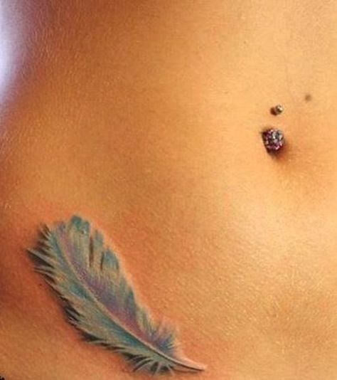 3d feather tattoo on stomach Small Feather Tattoo, Feather Tattoo Meaning, Native Tattoos, Feather Tattoo Design, Tattoo Zeichnungen, Muster Tattoos, Sweet Tattoos, Feather Tattoo, Feather Tattoos