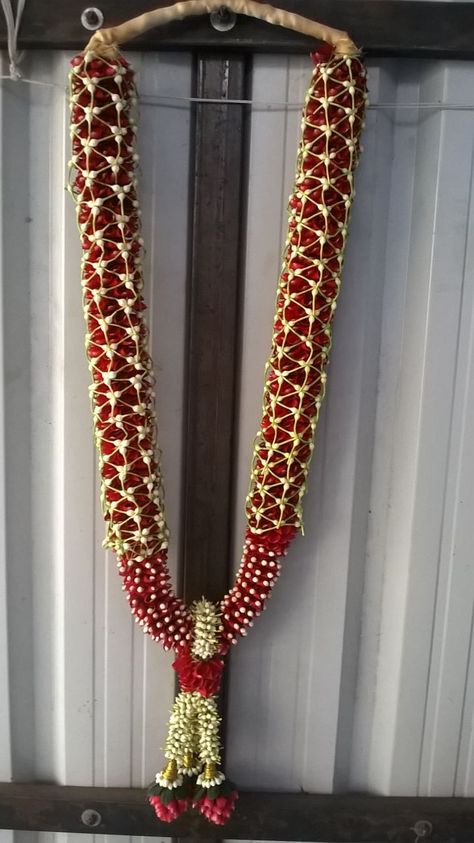 Marriage Poola Dandalu, Poola Dandalu For Wedding Latest, Pelli Dandalu For Marriage, Kalyana Malai Designs, Pulla Dandalu For Marriage, Pula Dandalu For Wedding, Flower Garland Wedding Indian Hindus, Dandalu For Wedding, Marriage Flower Mala