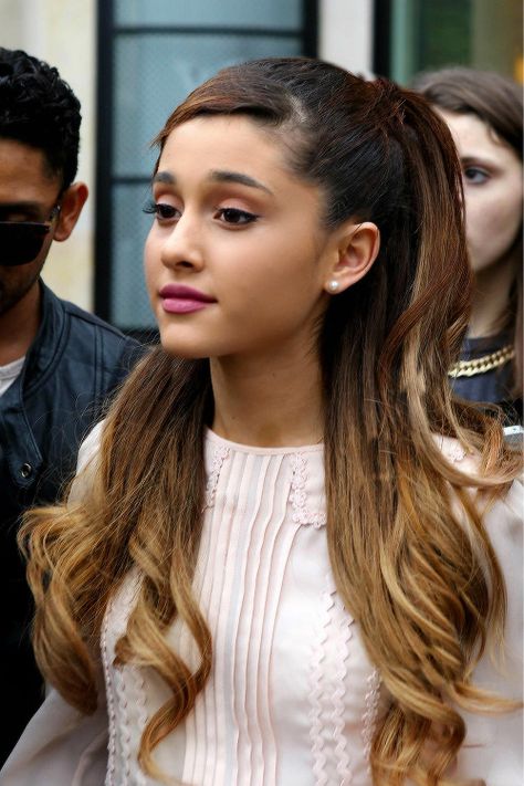 ☾ Ariana Grande Young, Young Ariana Grande, My Everything Ariana Grande, Adriana Grande, Frankie Grande, Ariana Grande Outfits, Ariana Grande Fans, Ariana Grande Style, Ariana Grande Wallpaper