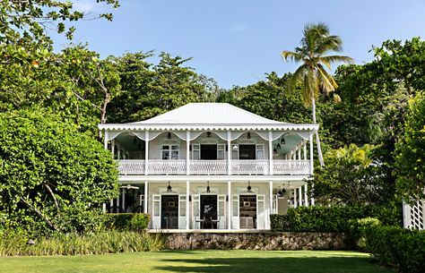 Island Whimsy, Kemble Interiors, Celerie Kemble, The Colony Hotel, Glam Pad, Cat Island, Wood Shingles, House By The Sea, Island House