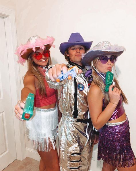 Space cowgirl Halloween costume 2020 Cowboys And Aliens Party Outfit, Space Themed Outfits Men, Cowboys And Aliens Costume, Space Themed Party Outfit, Cowboys Vs Aliens Party, Space Cowboy Costume Men, Cowboys And Aliens Party, Cowboy Vs Aliens Party, Space Cowboy Party Outfit