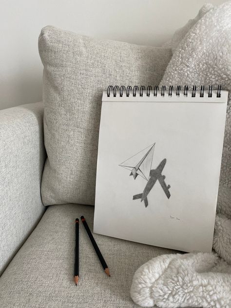 Airplane Sketch, Plane Drawing, Airplane Drawing, Realistic Drawing, Drawing Paper, Graphite Pencils, Paper Plane, Realistic Art, Realistic Drawings