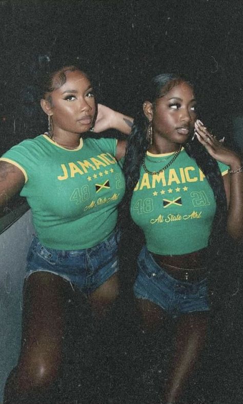 Dancehall Outfits, Jamaica Culture, Jamaica Girls, Jamaica Outfits, Jamaican Women, Caribbean Queen, Holiday Outfits Summer, Cute Vacation Outfits, Jamaican Culture