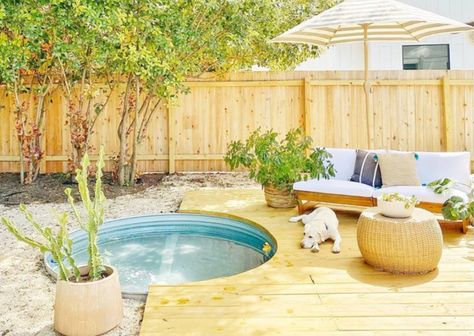 Backyard Bungalow, Stock Pools, Tank Pools, Backyard Plans, Diy Stock Tank, Stock Tank Pool Diy, Online Landscape Design, Oberirdische Pools, Dunk Tank