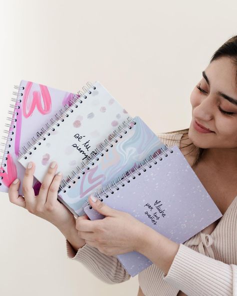 Agendas | Libretas | Notepads on Instagram: “NUEVA COLECCIÓN 💗 Hellou hellou, hoy me acaban de entregar las fotos de nuestra nueva colección y quiero compartirles que mi sentimiento…” New Paper, Ideas Para, Bullet Journal, Jesus, How To Plan, Photography, Pink, On Instagram, Instagram