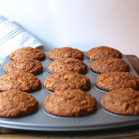 Molasses Bran Muffins, Cinnamon Sugar Muffins, Nutella Muffin, Bran Muffin, Muffins Blueberry, Bran Muffin Recipes, Bran Muffins, Muffin Bread, Baking Muffins