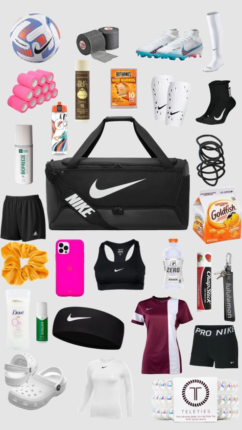 #soccer #socceraesthetic Sporty Girl Aesthetic, Womens Soccer Cleats, Soccer Essentials, Soccer Bag, Football Bag, Soccer Camp, Soccer Season, Soccer Inspiration, Soccer Outfits