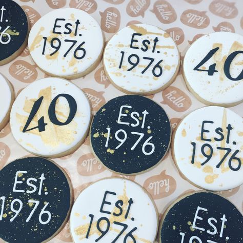 40th Birthday Biscuits, 40 Cookies Birthday Men, Men Birthday Cookies Decorated, 30th Birthday Biscuits, 40th Anniversary Cookies, 40th Bday Cookies, Happy Birthday Cookies For Men, 40th Birthday Cookies For Men, Husbands 40th Birthday Ideas