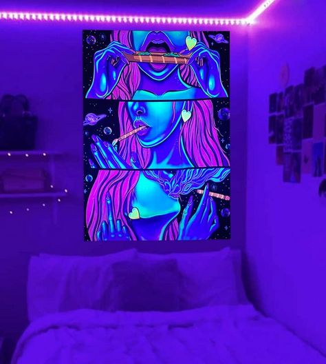 Trippy Bedroom Ideas, Trippy Living Room Ideas, Trippy Bedroom, Cool Tapestries, Hippie Rock, Tapestry For Bedroom, Trippy Tapestry, Blacklight Tapestry, Trippy Room