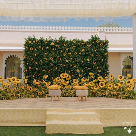 Wedding Decor With Sunflowers, Decor With Sunflowers, Wedding Decor Colors, Event Management Website, Event Planner Website, Haldi Decoration Ideas, Haldi Ceremony Decorations, Colour Coordination, Planner Website