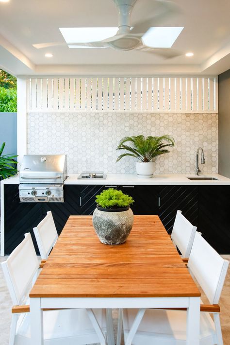 Carrington Road Randwick – Stone Lotus Parrilla Exterior, Urban House, Outdoor Bbq Area, Outdoor Cooking Area, Outdoor Bbq Kitchen, Patio Kitchen, Backyard Kitchen, Bbq Kitchen, Patio Interior