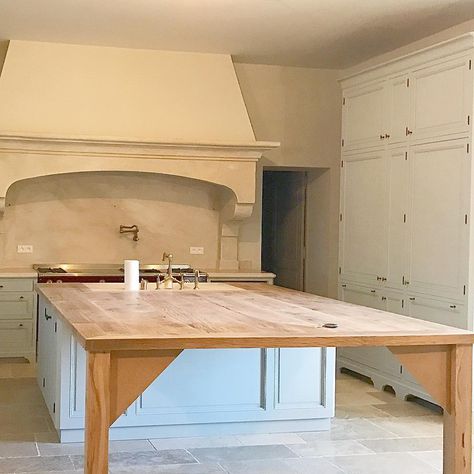 Le Mas des Poiriers (@provencepoiriers) • Instagram photos and videos Provence Poiriers, Kitchen Island Top, Hotel Mattress, Kitchen Island Tops, Cabinet Inspiration, Queen Room, Luxury Retreats, French Country Cottage, Pot Rack