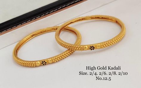 Gold Bangles Design Indian, Simple Gold Bangles For Daily Use, Gold Bangles For Daily Use, Fancy Bangles, Simple Gold Bangle, Baby Jewelry Gold, Indian Gold Necklace Designs, Plain Gold Bangles, Antique Gold Bracelet