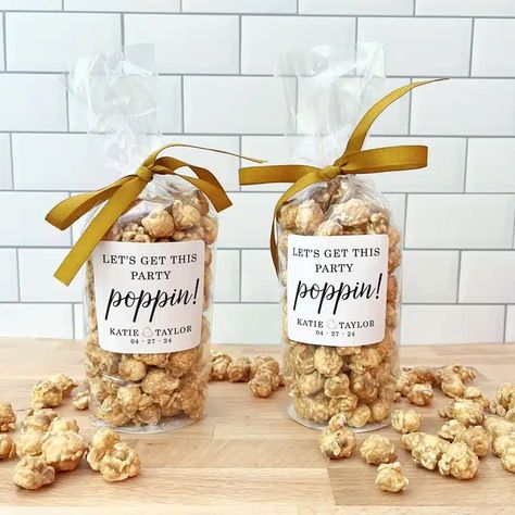 Wedding Attendant Gifts, Popcorn Wedding Favors, Coffee Wedding Favors, Wedding Favor Ideas, Candy Wedding Favors, Edible Wedding Favors, Favor Ideas, Favors Wedding, Unique Wedding Favors