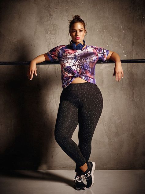 Fitness fanatic: Plus-size model Ashley Graham stars in Canadian retailer Addition Elle's new Nola activewear collection Xl Mode, Look Adidas, Plus Size Workout, Addition Elle, Ashley Graham, Legging Outfits, Curvy Plus Size, Plus Size Models, Plus Size Activewear