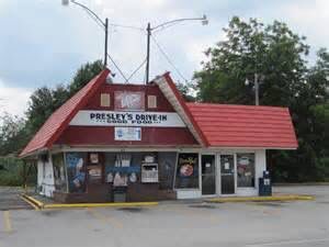 Gee St. Jonesboro, Ar. Still serving great food!!  Presley's Drive-In Jonesboro Arkansas, Arkansas State University, Arkansas State, Great Food, Drive In, Im Awesome, Arkansas, Old And New, Old Photos