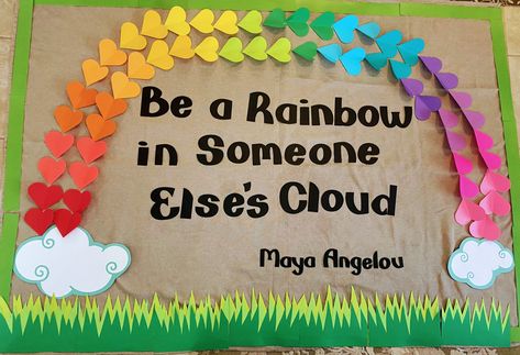 Bulletin Board For Classroom, Spring Bulletin Boards Preschool, Decoration Back To School, Rainbow Bulletin Boards, March Bulletin Board, Work Bulletin Boards, Summer Bulletin Boards, Classroom Boards, Teacher Bulletin Boards