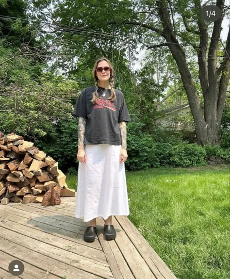 Clog Outfit Summer, Clog Outfits, Fashion Brenda, Clog Outfit, Super Birki, Birkenstock Styles, Black Birkenstock, Clogs Outfit, Daily Fashion Inspiration