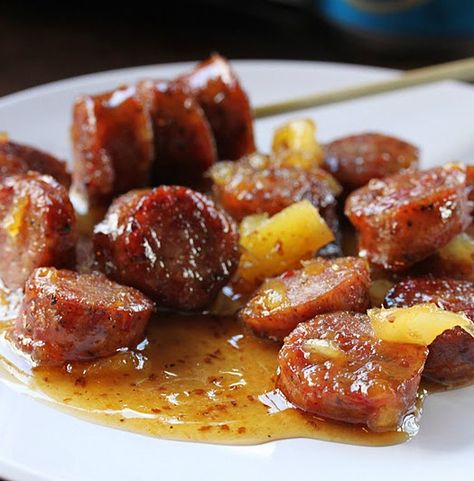 Sweet and Spicy Smoked Sausage Appetizer Sausage Appetizer Recipes, Sausage Appetizers, Smoked Sausage Recipes, Creole Mustard, Crockpot Appetizers, Fingerfood Party, Delicious Appetizer Recipes, Smoked Sausage, Sausage Recipes