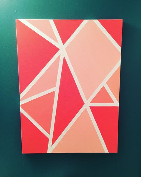 Painter Tape Canvas Art, Simple Geometric Painting, Canvas Geometric Painting, Easy Geometric Painting, Tape Canvas Painting, Geometric Painting Ideas, Tape Painting Ideas, Geometrical Painting, Painters Tape Art