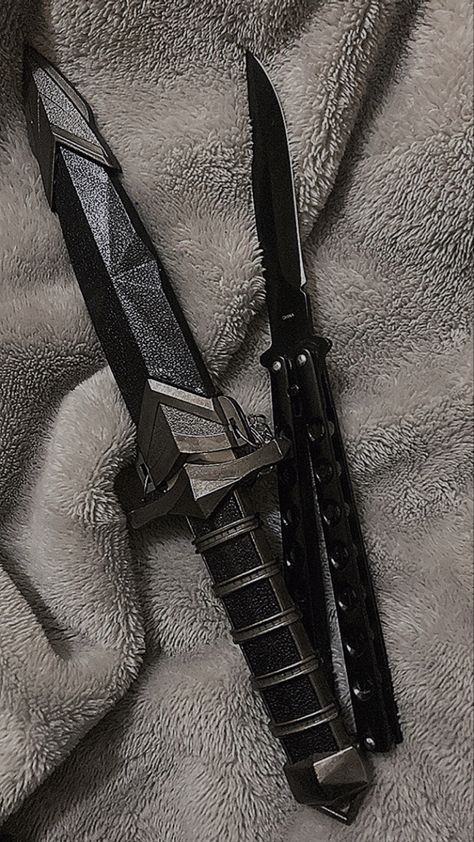 Butterfly Knives Aesthetic, Black Aesthetic Knife, Butterfly Knife Aesthetic, Mafia Lady, Malakai Azer, Aesthetic Knifes, Aesthetic Knife, Knives Aesthetic, Marvel Infinity Stones