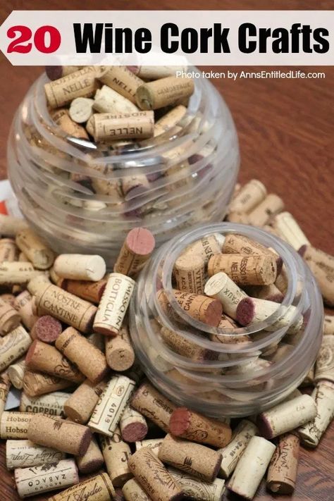 20 Wine Cork Crafts Projects. Like vino? Do you have a lot of wine corks? These wine cork craft project ideas are great ways to use those wine corks you have been saving. Whether you decide to keep these wine cork projects for yourself or give them to a friend with a bottle of wine as a gift, there Uses For Corks, Wine Cork Bunny, Wine Cork Table, Wine Cork Candle, Wine Cork Diy Projects, Wine Cork Coasters, Wine Cork Crafts Christmas, Wine Cork Board, Wine Cork Christmas Tree