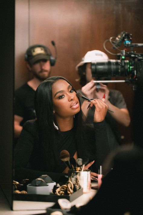 francis on Twitter: "BTS shots w/ Coco Jones. #WhatIDidntTellYou OUT NOW 🎶 https://t.co/mgvw8a2j4R" / Twitter Jones Aesthetic, Actor Aesthetic, Diy Clothes Projects, Black Women Celebrities, Coco Jones, Crocs Fashion, Cute Lockscreens, Twitter Bts, Black Actors