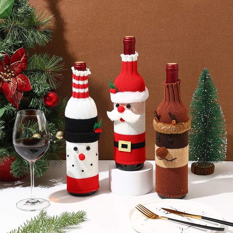 Wine Bottle Christmas Decorations, Christmas Wine Bottle Covers, Wine Bottle Sleeves, Festive Party Decorations, Christmas Wine Bottle, Christmas Dinner Party, Christmas Wine Bottles, Red Wine Bottle, Wine Bottle Bag