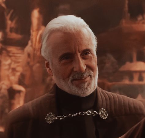 𝐂𝐨𝐮𝐧𝐭 𝐃𝐨𝐨𝐤𝐮 𝐈𝐜𝐨𝐧|𝐓𝐚𝐠𝐬: #countdooku #attackoftheclones #starwarsattackoftheclones #starwarsicons Count Dooku Clone Wars, Count Dooku Art, Star Wars Count Dooku, Star Wars Attack Of The Clones, People Reference, Aesthetic Star, Count Dooku, Christopher Lee, Attack Of The Clones