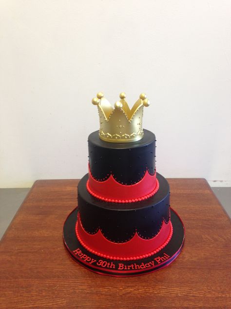 Red and Black with Gold Crown Birthday Cake Red And Gold Cake For Men, Red Black And Gold Cake Birthday For Men, Red And Black Birthday Theme Man, Fondant Cake Decorating Ideas, Red And Black Cake For Men, Red And Black Cake Ideas Birthdays, Red And Black Cake, Boys 16th Birthday Cake, Crown Birthday Cake