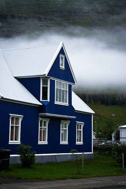 Iceland. Wish I was there by the fire reading g a good book drinking something warm Suburban House, Wish I Was There, House Paint Exterior, Exterior Paint Colors, Exterior House Colors, Blue House, Exterior Colors, Halle, Exterior Paint