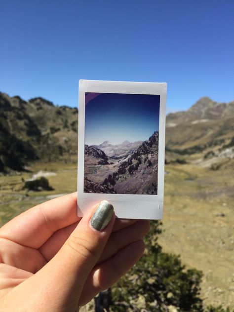 #travel #destinations #nature #mountains #traveling #instagram #polaroid Polaroid Pictures Travel, Mountain Polaroid, Travel Polaroids, Polaroid Travel, Instagram Polaroid, Road Trip Photography, Trip Photography, Olympic Trials, Polaroid Photography