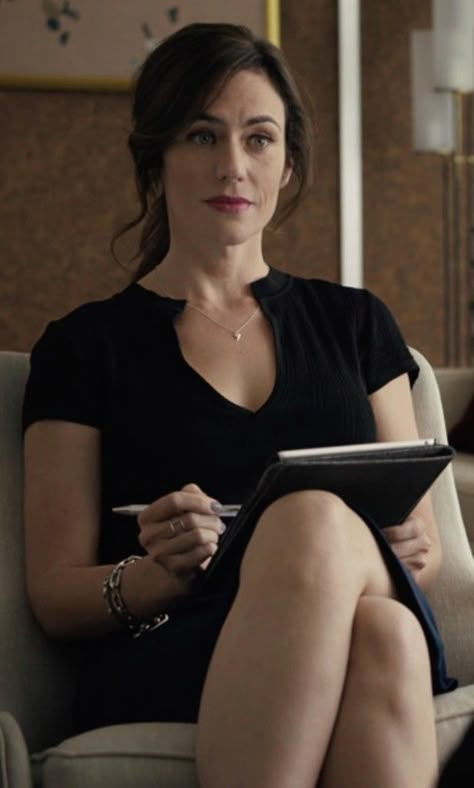 Wendy Rhoades Lifestyle Photography Women, Maggie Siff, Dramatic Classic, Cap Sleeve Dress, Good Wife, Capped Sleeve Dress, Episode 3, Work Attire, Rhodes