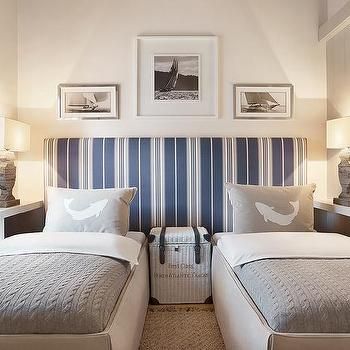 Two Twin Beds on Shared Headboard - Contemporary - Boy's Room Bilik Tidur Kecil, Idea Bilik Tidur, Bilik Tidur Perempuan, Airbnb Room, Twin Beds Guest Room, Reka Bentuk Bilik Tidur, Reka Bentuk Dalaman, Hiasan Bilik Tidur, Fashionable Baby