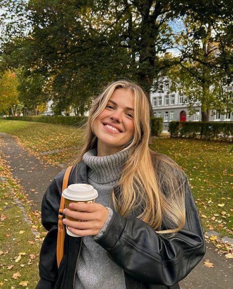 Autumn Instagram, Autumn Fits, Neue Outfits, Foto Casual, Fall Inspo, Fall Photoshoot, Fall Fits, Winter Fits, Fall Pictures