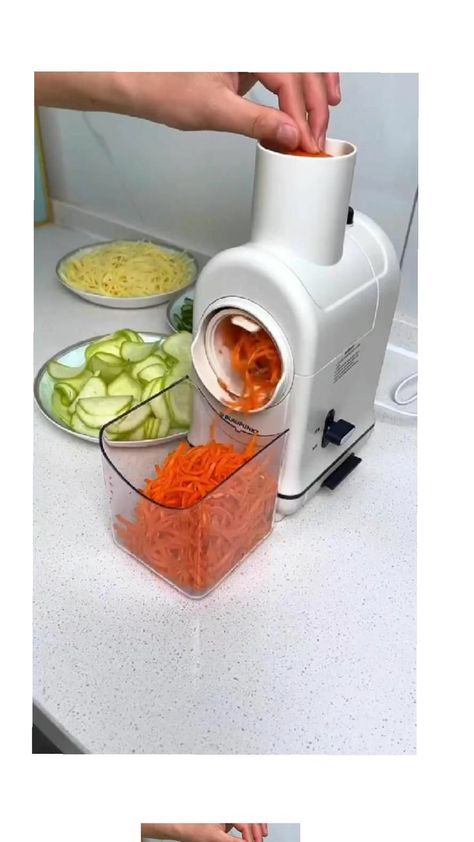 Creative Kitchen Gadgets, Daily Hacks, Kitchen Gadgets Unique, Gadgets Kitchen Cooking, Appliances Kitchen, Amazon Kitchen Gadgets, Unique Gadgets, Gadgets Technology Awesome, Satisfying Videos