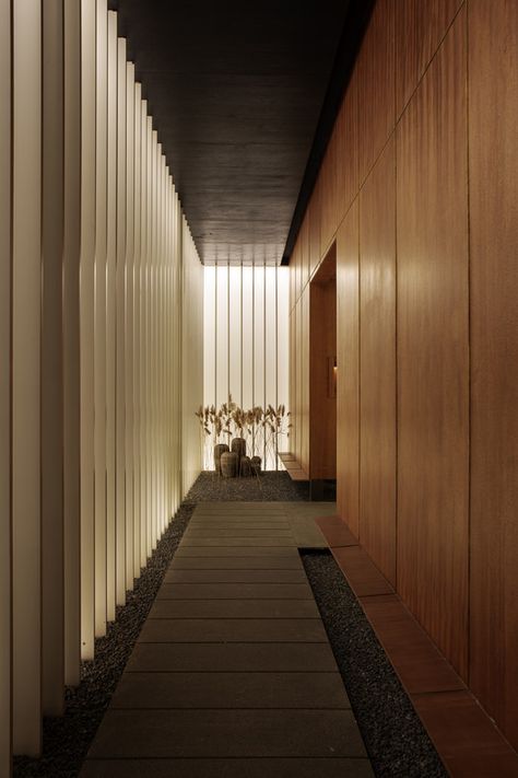 Meditation Hall, Zen Mode, Meditation Rooms, Spa Interior, Timber Panelling, Meditation Center, Spa Design, Japanese Interior, Chinese Architecture