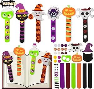 Halloween Bookmarks Craft For Party, Prizes For Kids, Halloween Trick Or Treating, Halloween Craft Kits, Party Favors Halloween, Halloween Party Activities, Halloween Class Party, School Art Activities, Halloween Goodie Bags