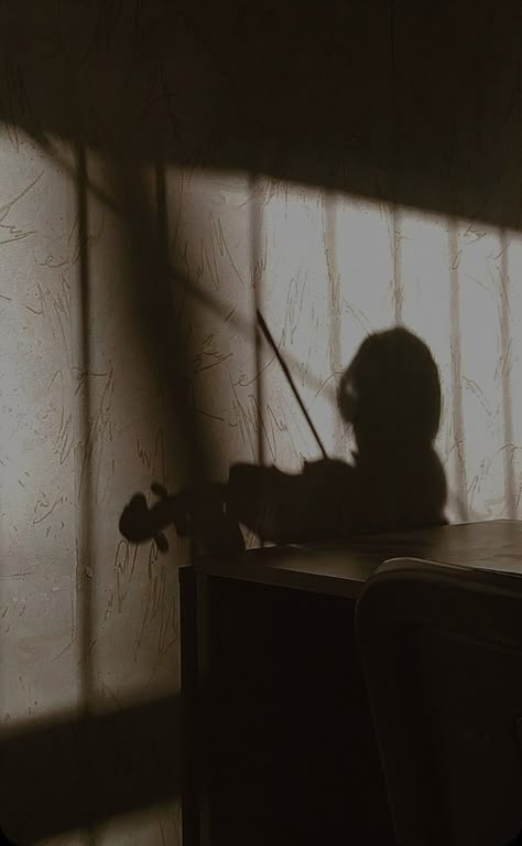 Classic Music Aesthetic Wallpaper, Moody Music Aesthetic, Classical Music Aesthetic Violin, Music Prodigy Aesthetic, Music Magic Aesthetic, Classical Music Aesthetic Wallpaper, Lute Aesthetic, Classic Music Aesthetic, Classical Music Wallpaper