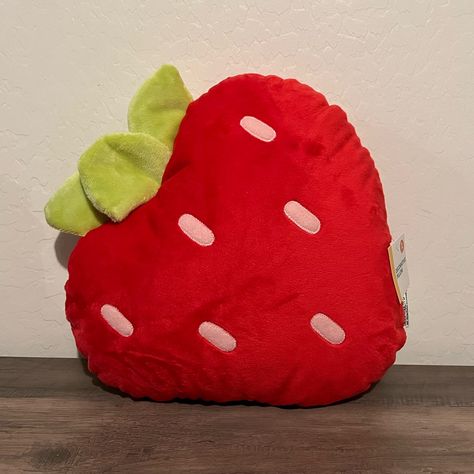 Brand New With Tags! Includes 1 Strawberry Plush Throw Pillow. Strawberry Room, Strawberry Pillow, Strawberry Stuff, Red Items, Summer Room Decor, Pet Rabbit Care, Strawberry Decor, Strawberry Color, Target Holiday