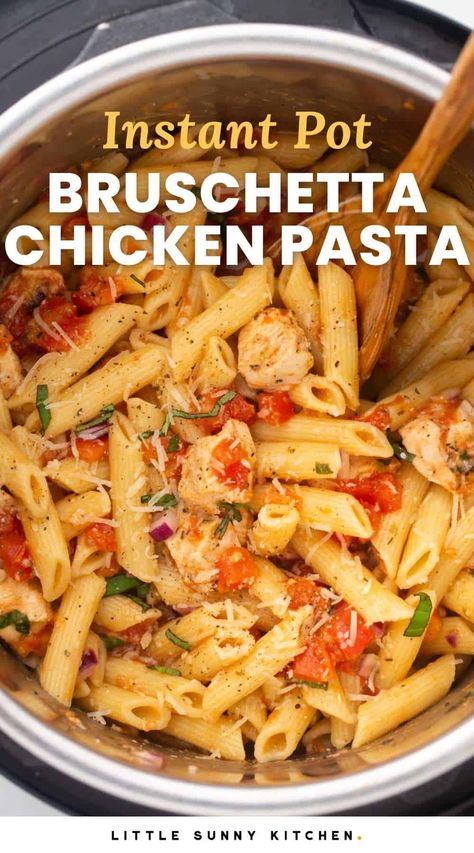 This easy bruschetta chicken pasta will be a family favorite! The Instant Pot makes it quick and simple to make. Quick Chicken Dinner Instant Pot, Fall Recipes Dinner Instant Pot, Instant Pot Chicken And Pasta, Winter One Pot Recipes, Insta Pot Chicken Recipes Easy, Fall Instapot Recipes, Easy Winter Dinner Ideas, Easy Instant Pot Recipes For Beginners, Instant Pot Recipes Dinners