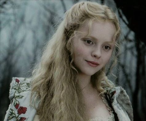 Daella Targaryen, Katrina Van Tassel, Sleepy Hollow 1999, Tim Burton Style, Miss Peregrine, The Faceless, Tim Burton Films, Tim Burton Movie, Celebrity Halloween Costumes