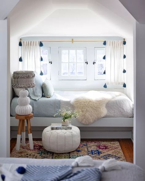 How to Design an Alcove Bed Like an Interior Designer Bed In Alcove, Bed Alcove, Enclosed Bed, Bedroom Alcove, Alcove Bed, Room Size, How To Design, Like A Pro, Interior Designer