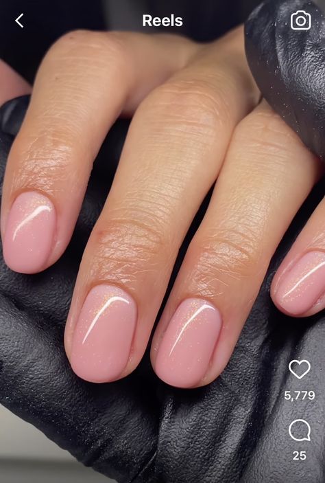 Nails In Summer, Summer Nails 2023 Color Trends, Trends For Summer 2023, Pink Spring Nails, Natural Nail Shapes, Fresh Nails, Trends Nails, Pink Gel Nails, Subtle Nails