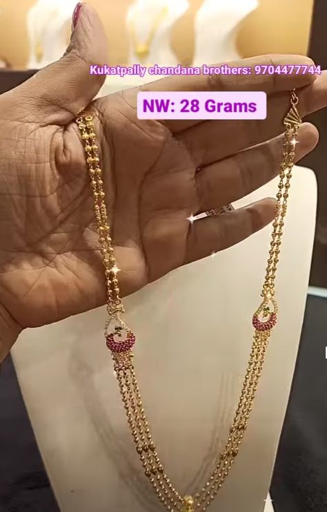 Gold Chain Necklace Womens, Kurti Sleeves, Handmade Gold Jewellery, Gold Jewelry Stores, Gold Rings Fashion, Gold Designs, Gold Long Necklace, Rings Fashion, Bridal Gold Jewellery Designs