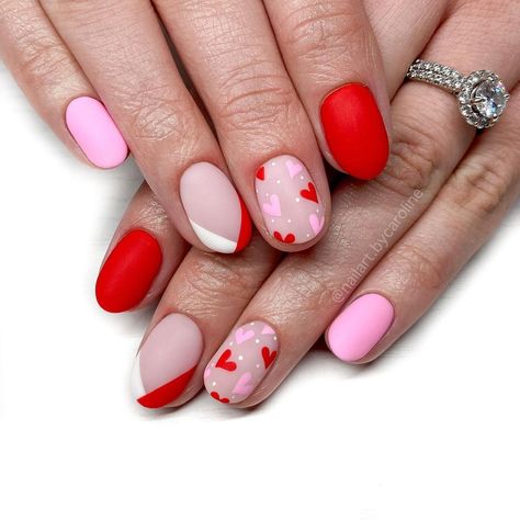 Nontraditional Valentines Nails, Extra Short Valentines Nails, Valentine Nail Inspiration, Trendy Valentines Day Nails Pink And Red, Valentines Nails Short Round, Girly Valentines Nails, Valentines Gel Manicure, Sns Valentines Day Nails, Valentine's Nail Art