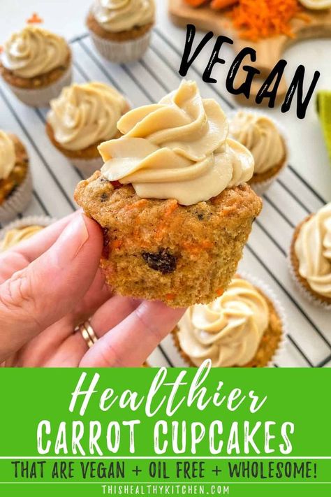 Healthy Vegan Carrot Cupcakes Vegan Carrot Cake Cupcakes, Cupcakes Healthy, Festive Holiday Desserts, Vegan Cream Cheese Frosting, Vegan Carrot Cake, Healthy Cupcakes, Vegan Easter, Vegan Carrot Cakes, Wfpb Recipes