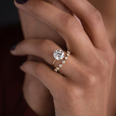 Circle Engagement Rings, Melanie Casey, Round Solitaire Engagement Ring, Future Engagement Rings, Wedding Rings Round, Round Engagement Rings, Dream Engagement, Dream Engagement Rings, Circle Diamond