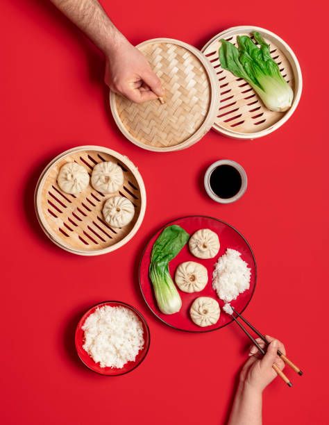 27,983 Food Flat Lay Photos and Premium High Res Pictures - Getty Images Asian Food Photography Ideas, Flat Lay Photography Food, Flat Lay Food Photography, Chopsticks Photography, Ban Bocor, Chinese Food Photography, Momo Food, Food Flat Lay, Asian Food Photography